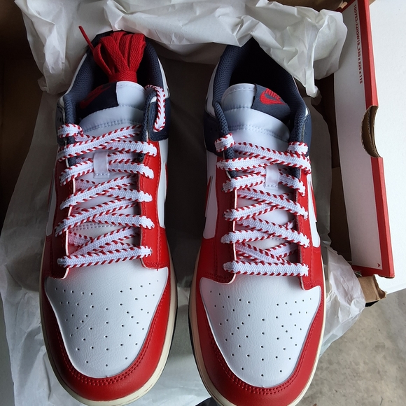 Size 10 - Nike Dunk Low Rivalry Pack - Boston Red Sox - Picture 3 of 3